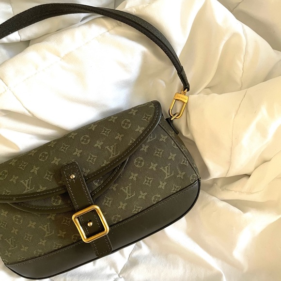 SOLD Louis Vuitton Lin Shoulder Bag - Picture 2 of 7